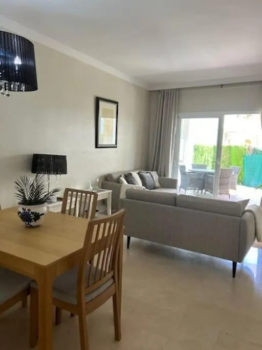 2Bedroom Apartment Aloha Nueva Andalucia 马尔韦利亚 0*,